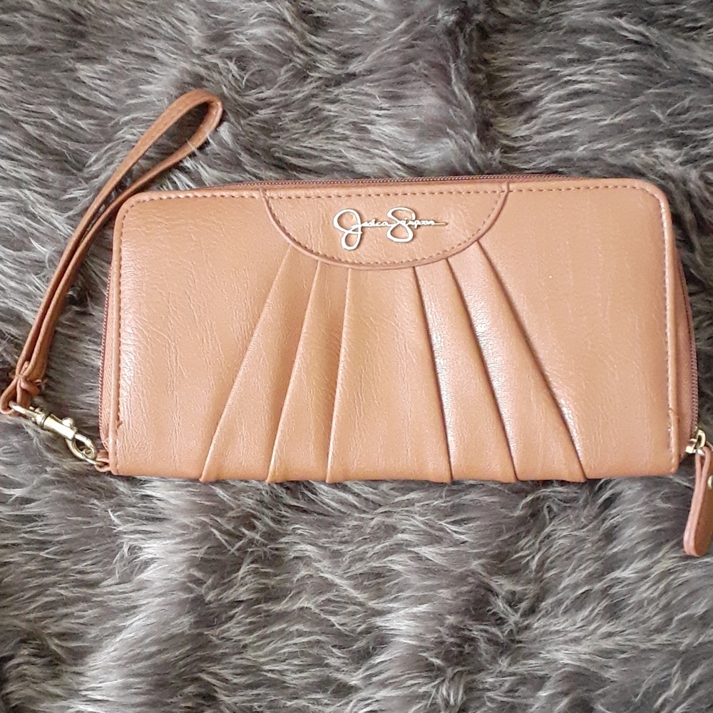 Jessica Simpson wallet